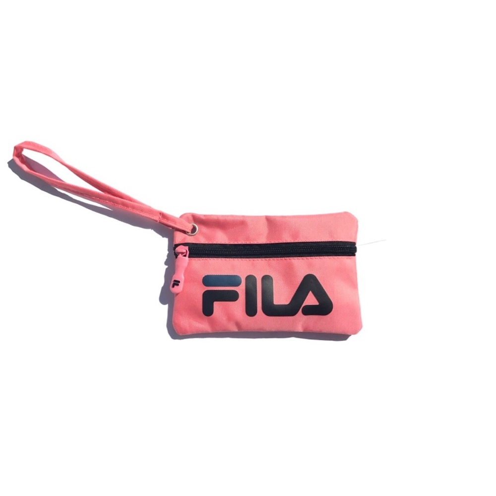 Fila pouch